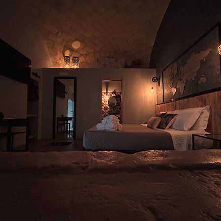 La Dimora Del Principe-Piano Terra Bed & Breakfast Trani Bagian luar foto