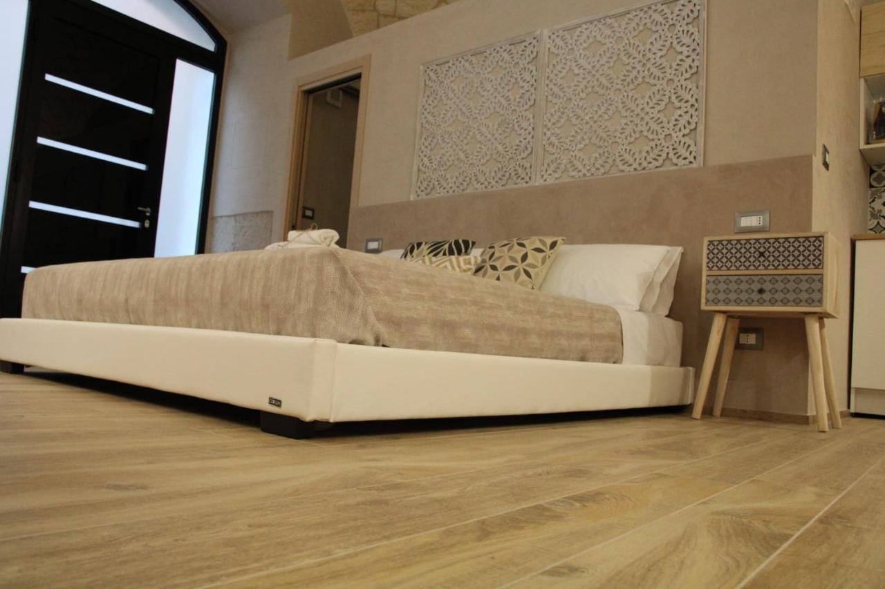 La Dimora Del Principe-Piano Terra Bed & Breakfast Trani Bagian luar foto