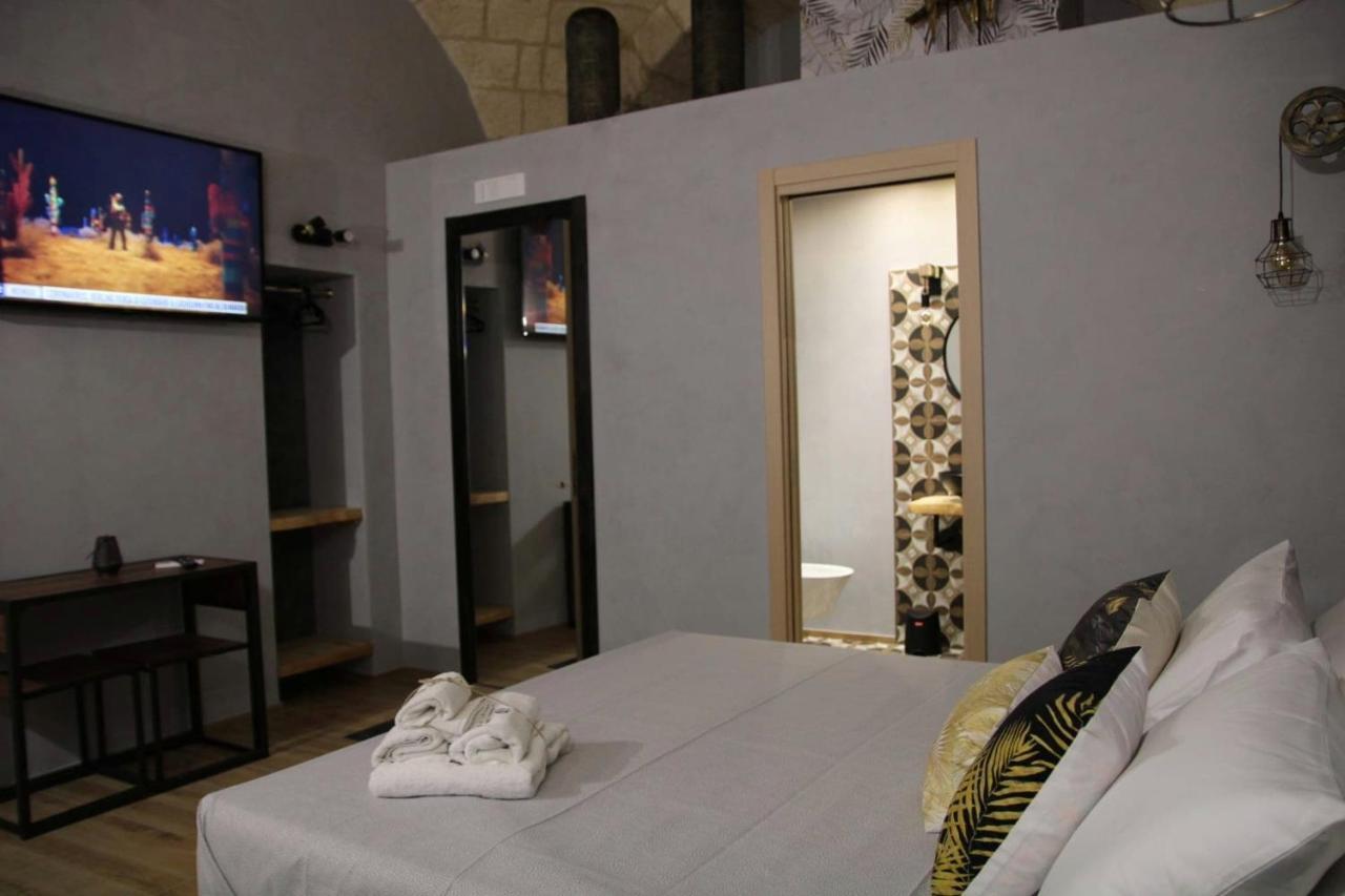 La Dimora Del Principe-Piano Terra Bed & Breakfast Trani Bagian luar foto