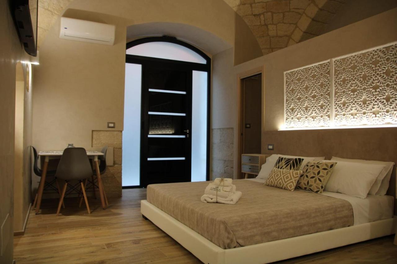 La Dimora Del Principe-Piano Terra Bed & Breakfast Trani Bagian luar foto