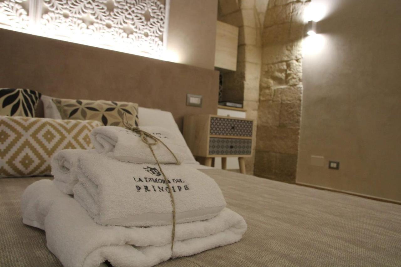 La Dimora Del Principe-Piano Terra Bed & Breakfast Trani Bagian luar foto