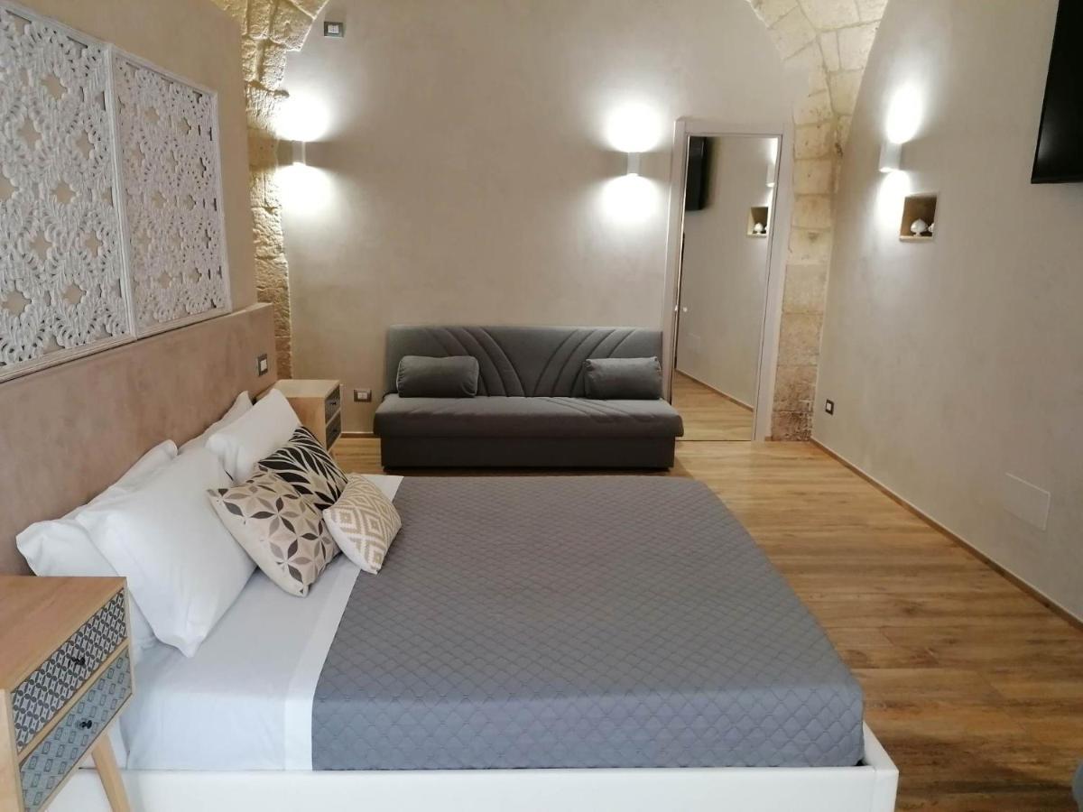 La Dimora Del Principe-Piano Terra Bed & Breakfast Trani Bagian luar foto